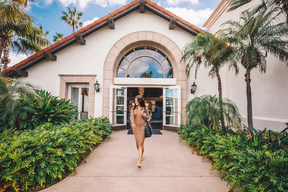 숙박 시설 입구