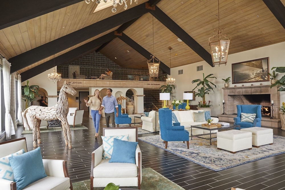 로비 좌석 공간