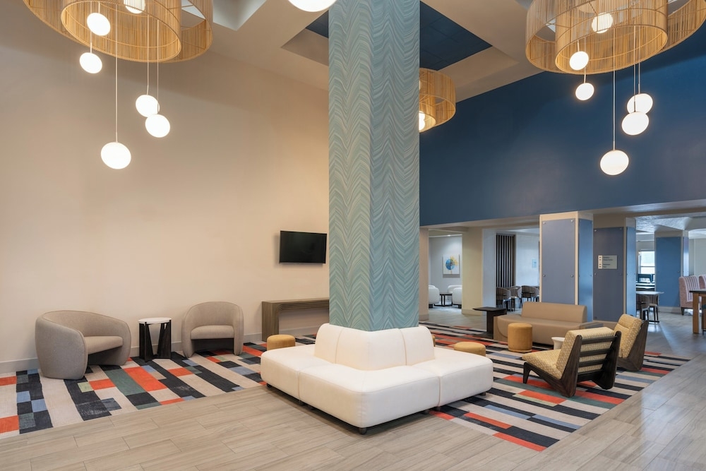 로비 좌석 공간