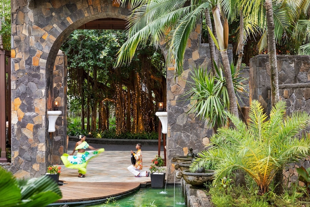 숙박 시설 구내