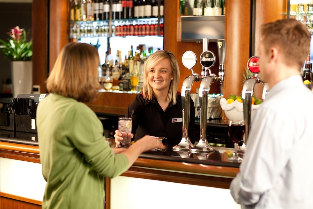 바(숙박 시설 내)