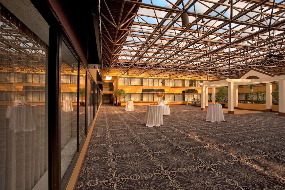 야외 연회 공간