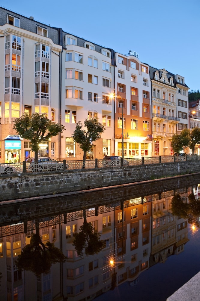 숙박 시설의 전망