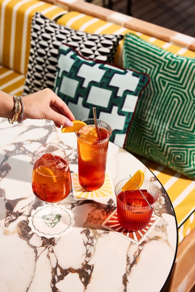 바(숙박 시설 내)