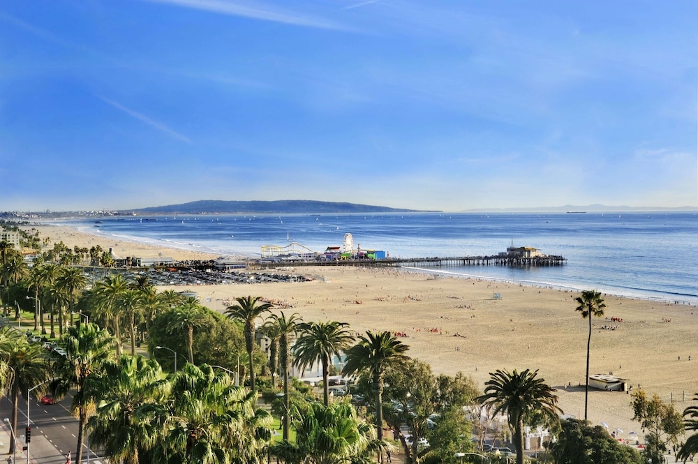 숙박 시설의 전망