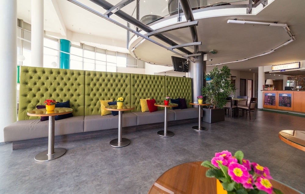 로비 좌석 공간