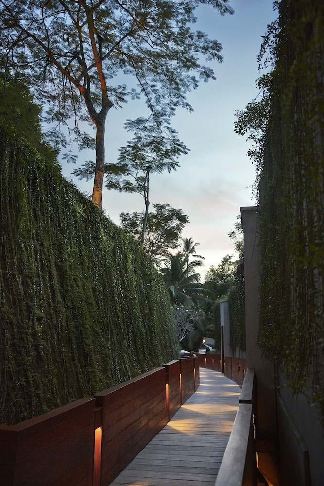 숙박 시설 구내