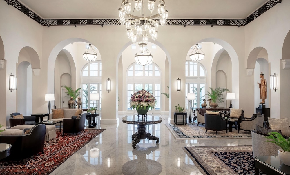 로비 좌석 공간