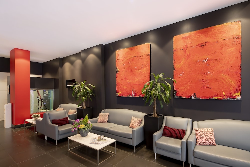 로비 좌석 공간