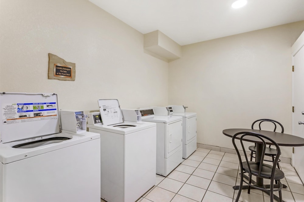 숙박 시설 내 편의 시설/서비스