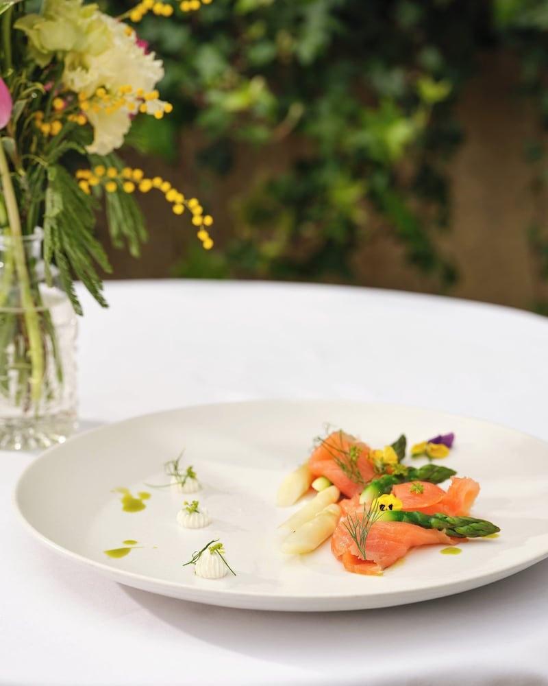 객실 내 식사 공간