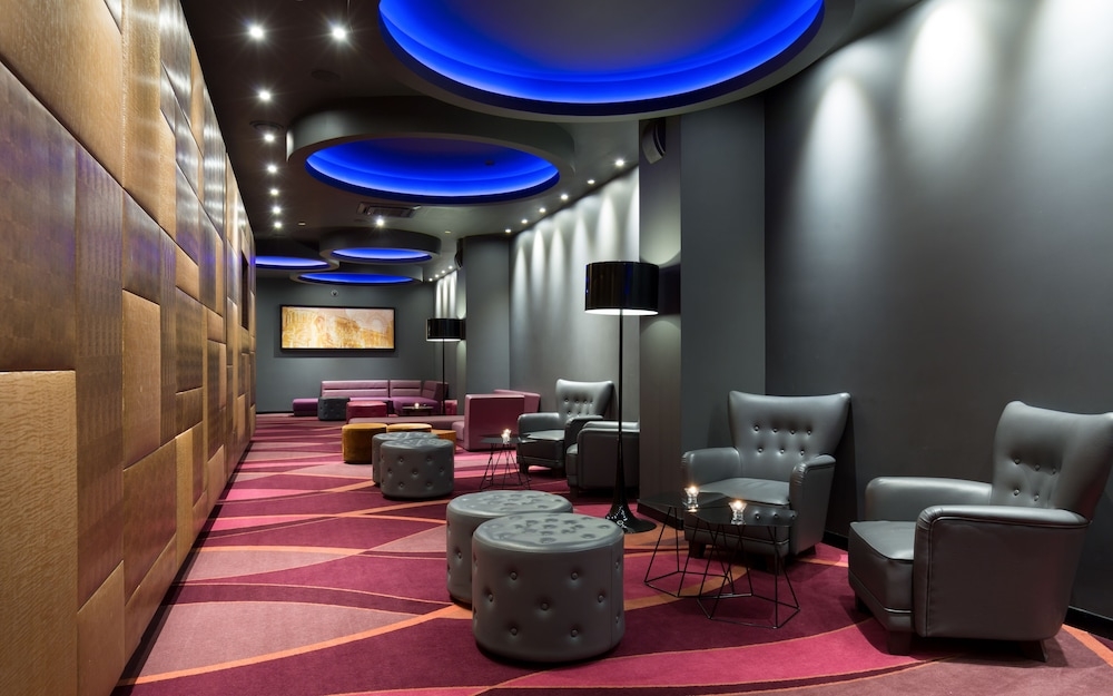 로비 좌석 공간