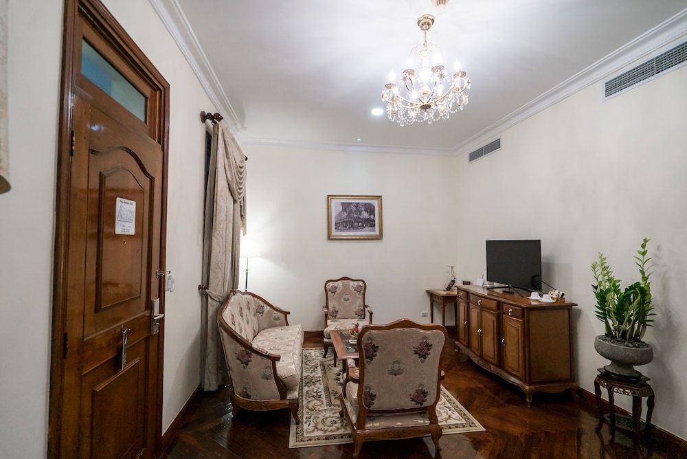 객실 내 식사 공간