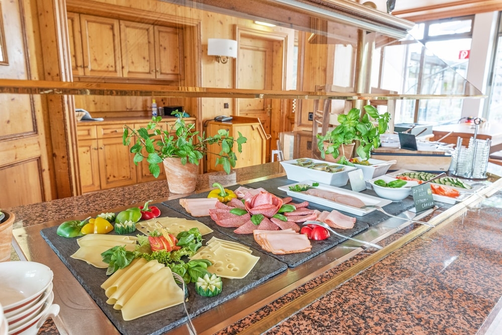 뷔페 아침 식사