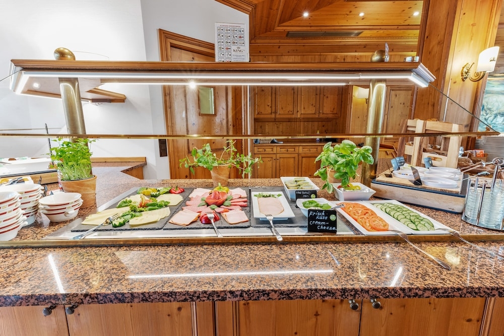 뷔페 아침 식사