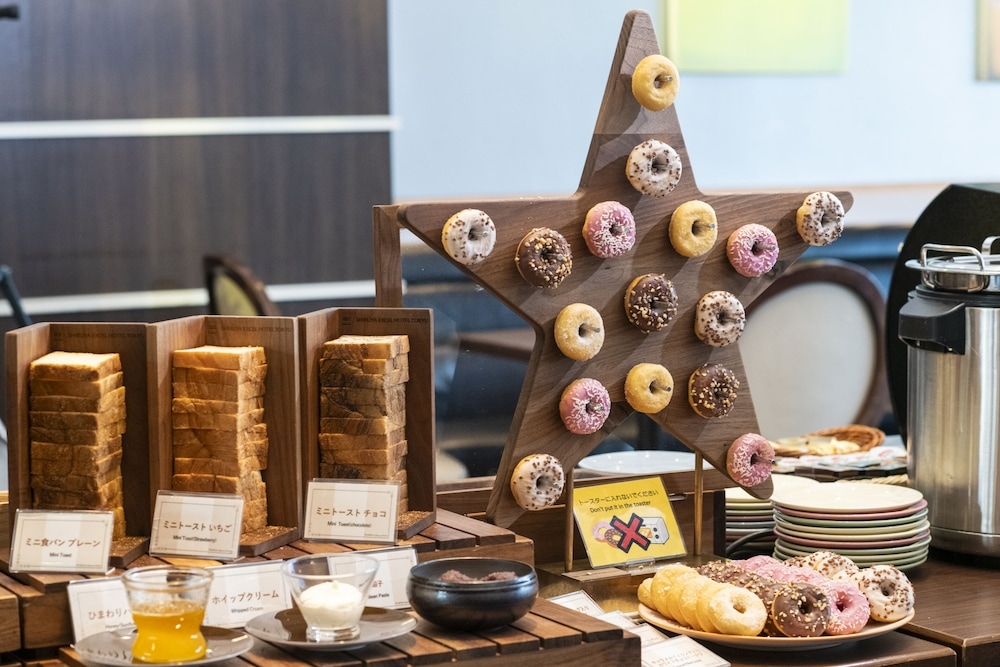 뷔페 아침 식사