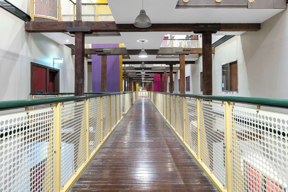 숙박 시설 내 편의 시설/서비스