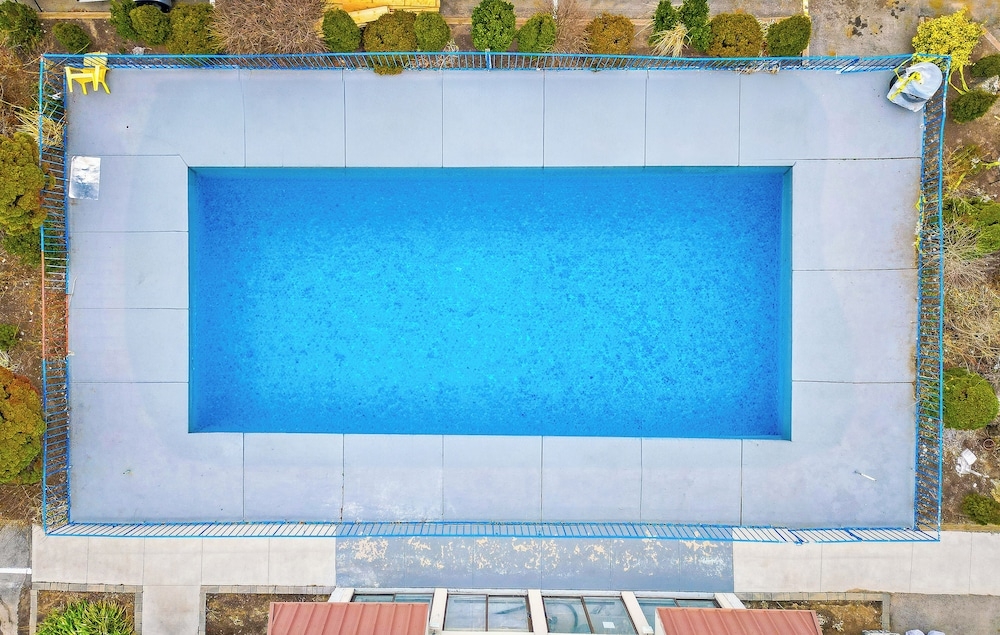 숙박 시설 정면