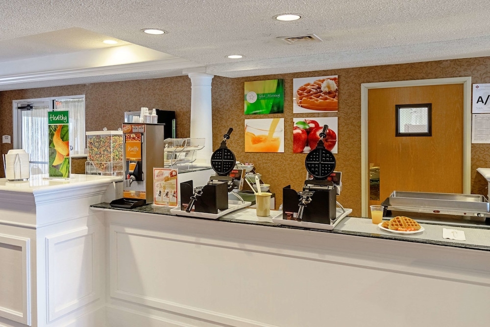 뷔페 아침 식사