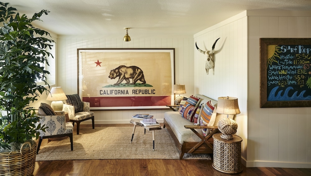 로비 좌석 공간