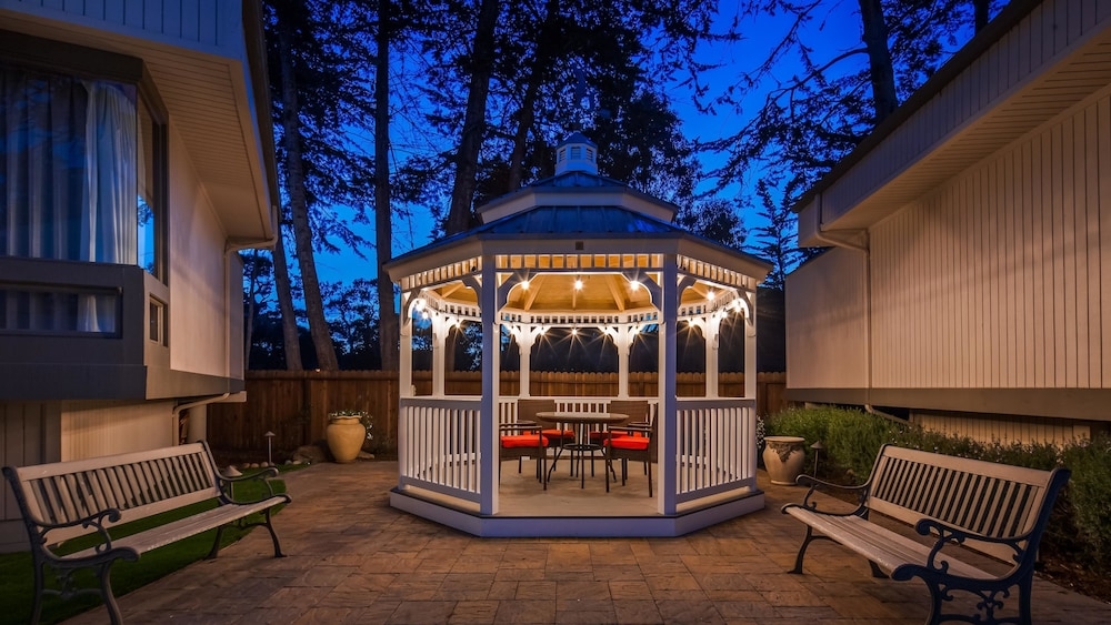 숙박 시설 내 편의 시설/서비스