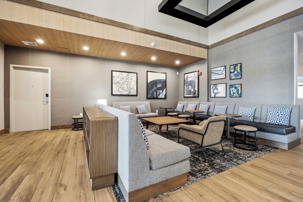 로비 좌석 공간