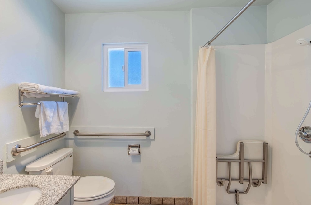 숙박 시설 내 편의 시설/서비스