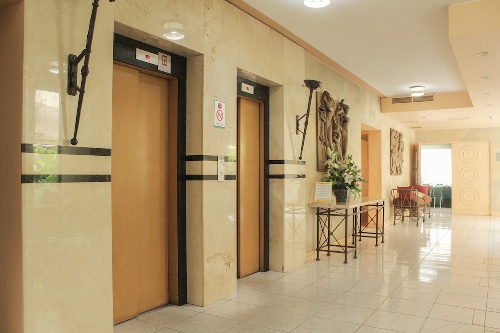 로비 좌석 공간