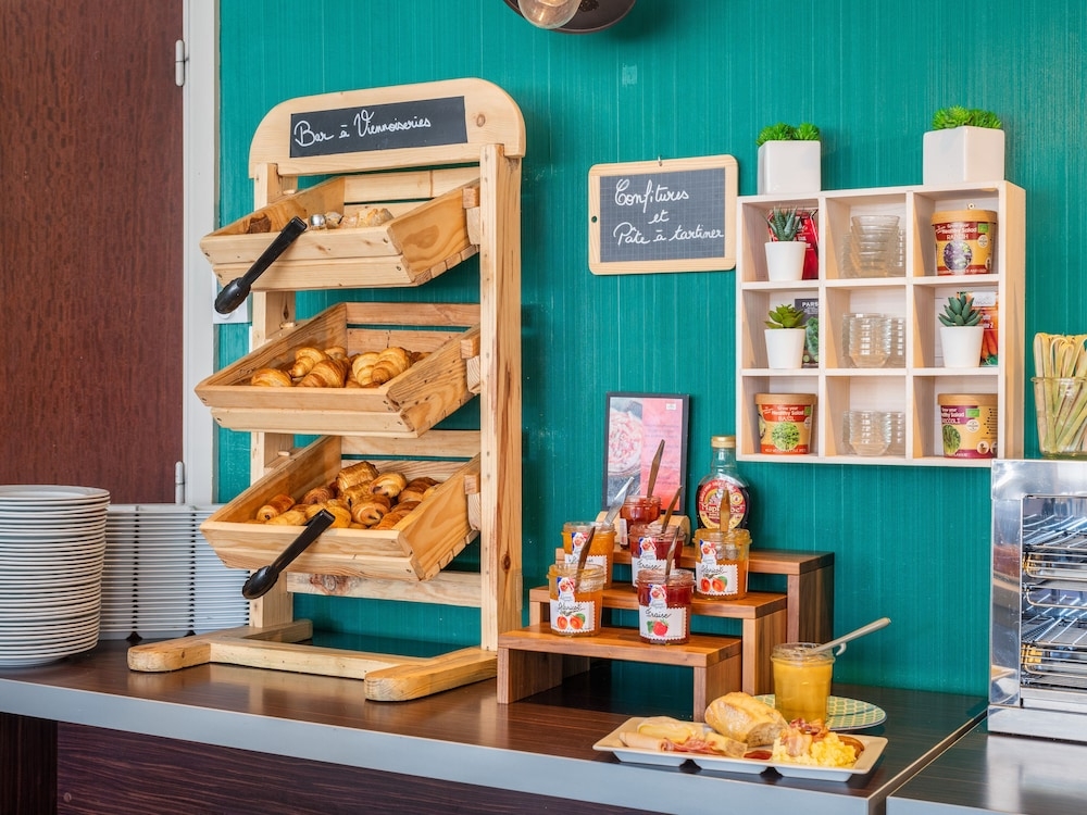 뷔페 아침 식사