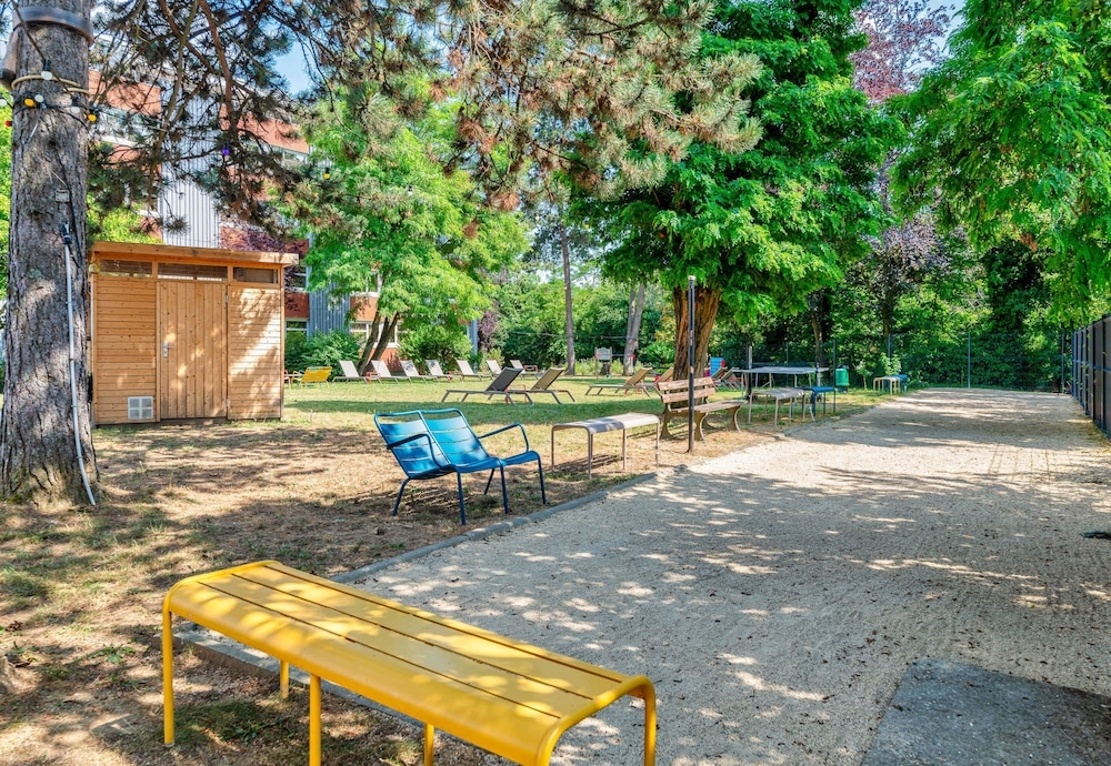 어린이 놀이 공간 - 야외