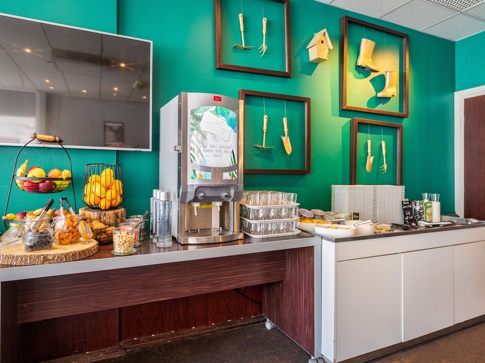 뷔페 아침 식사