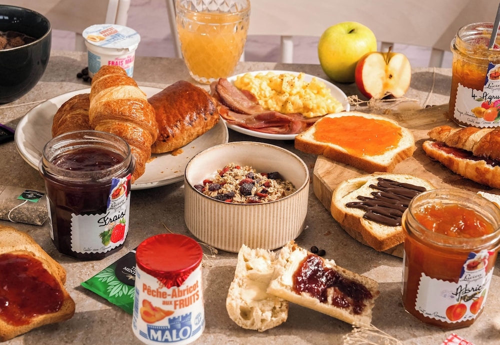 뷔페 아침 식사