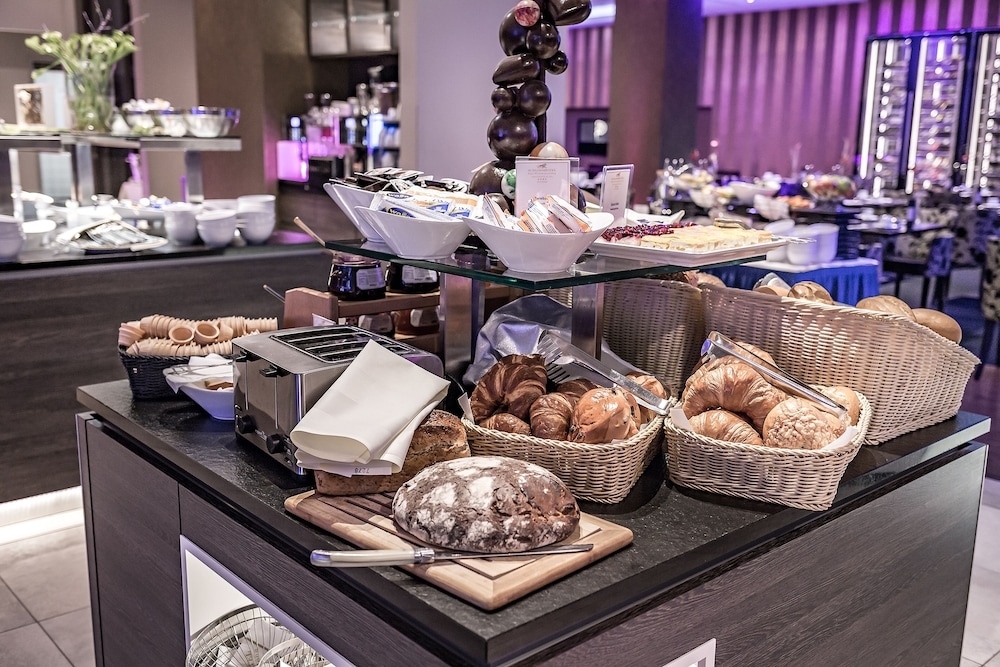 뷔페 아침 식사