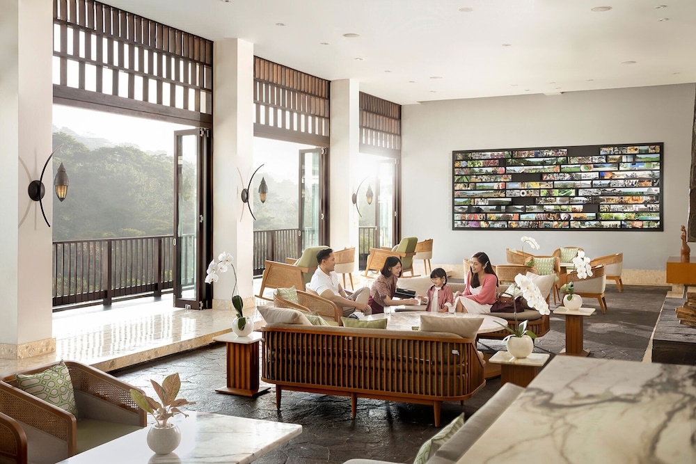 로비 좌석 공간