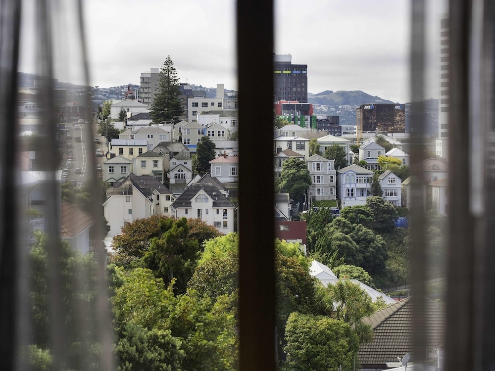 숙박 시설에서 보는 시내 전망