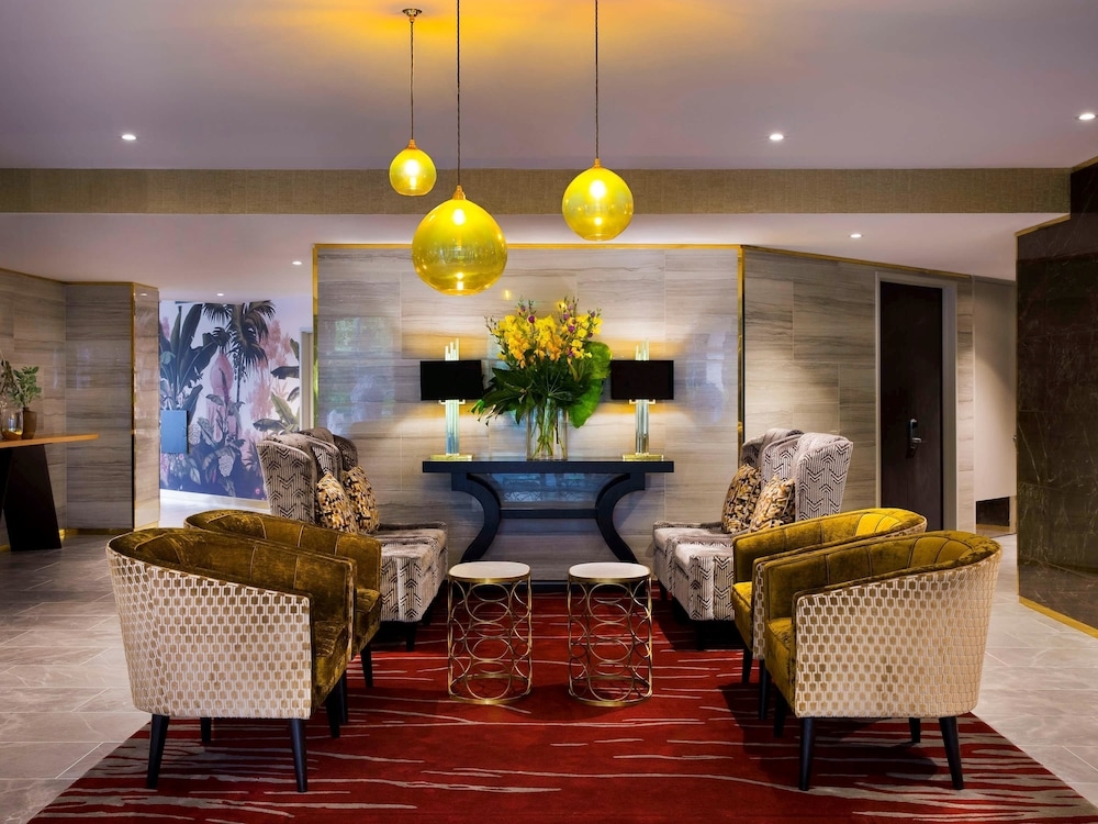 로비 좌석 공간