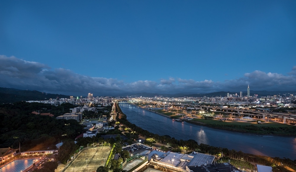 숙박 시설의 전망