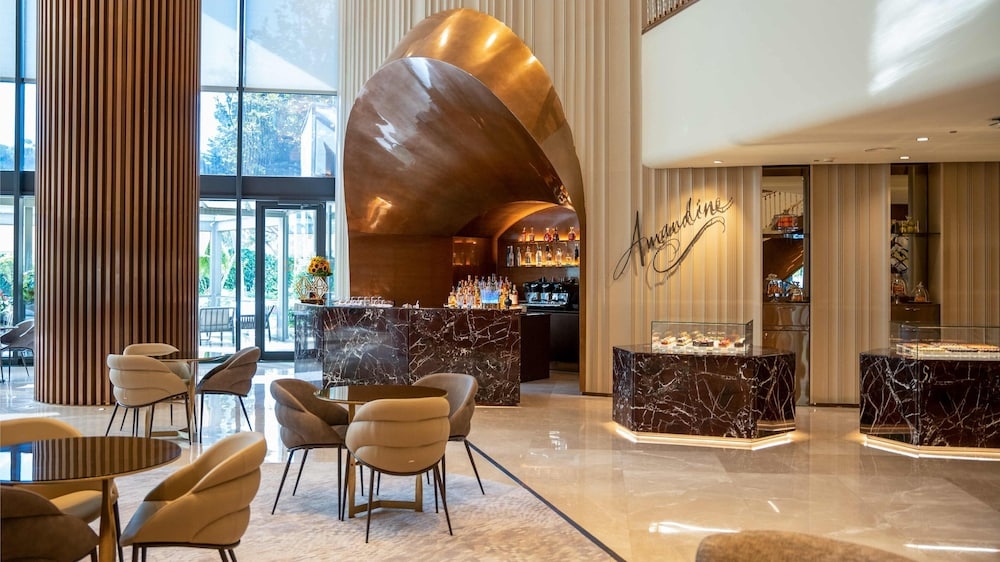 로비 좌석 공간