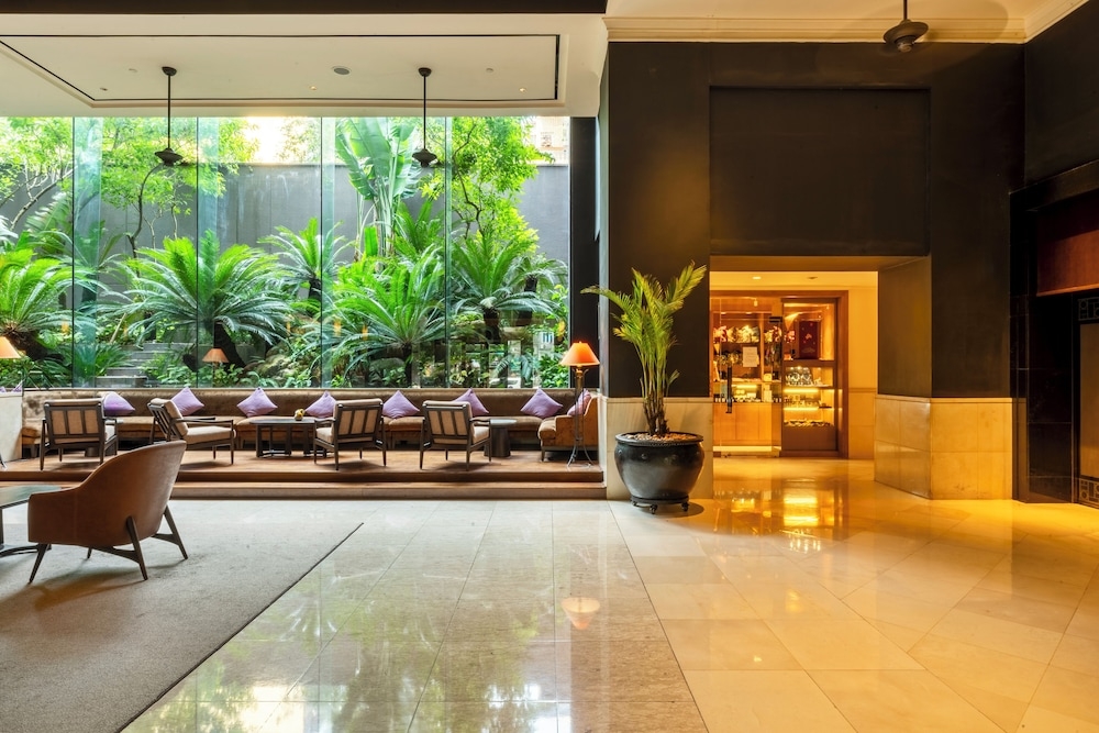 로비 좌석 공간