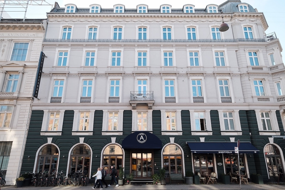 숙박 시설 정면