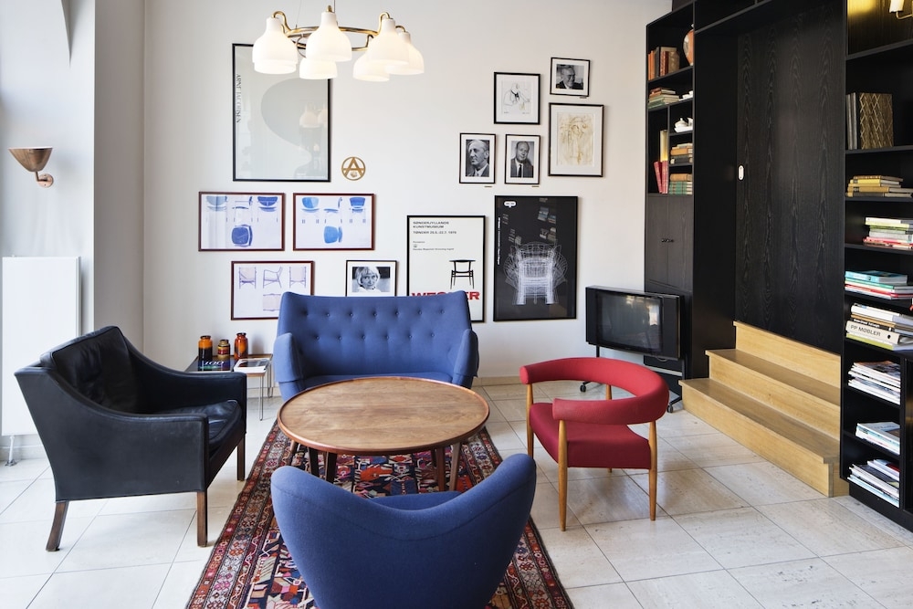 로비 좌석 공간