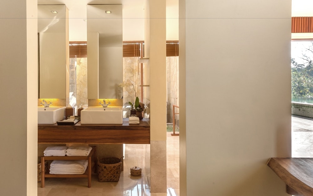 욕실 편의 시설