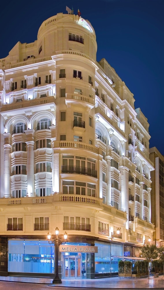 숙박 시설 정면