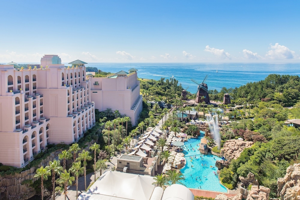 숙박 시설에서 보는 주변 전망