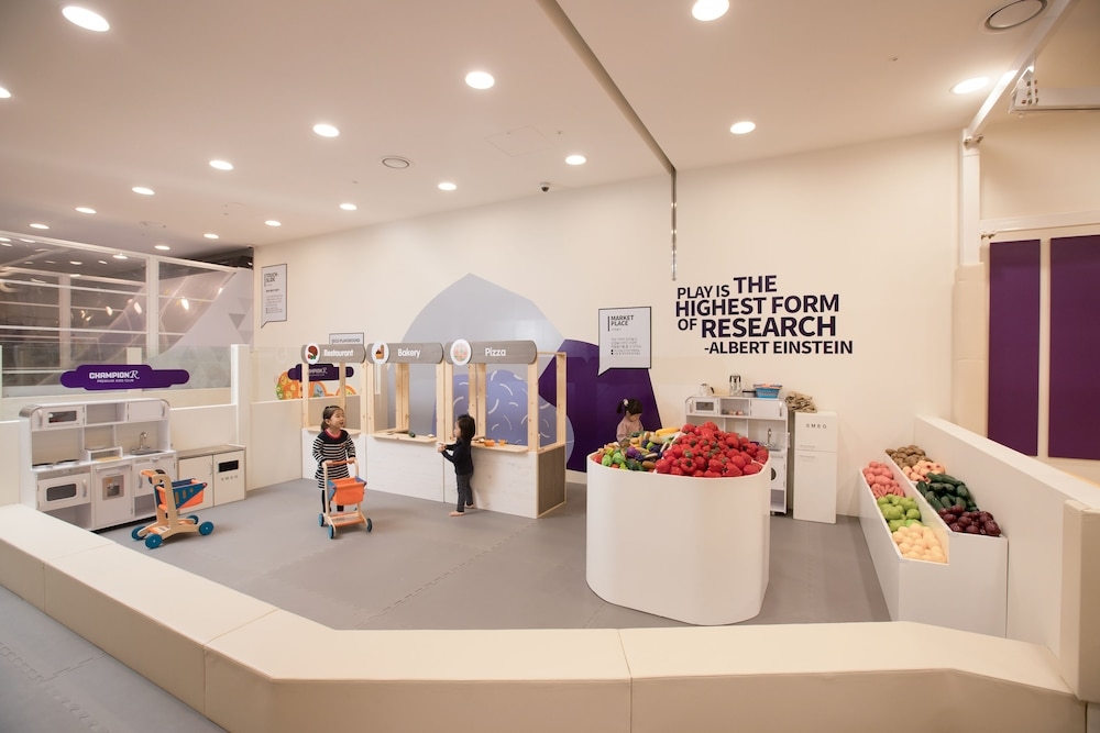 어린이 놀이 공간 - 실내