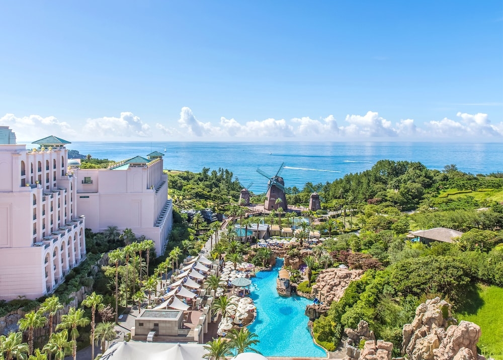 숙박 시설의 전망