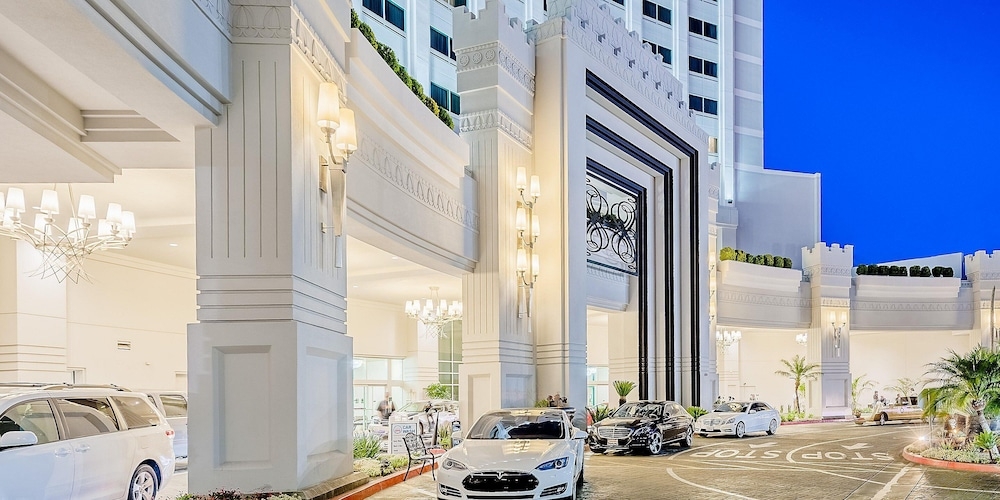 숙박 시설 입구