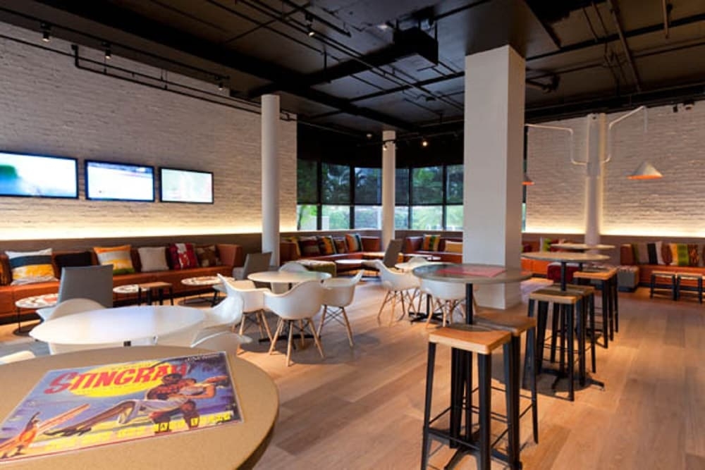 바(숙박 시설 내)