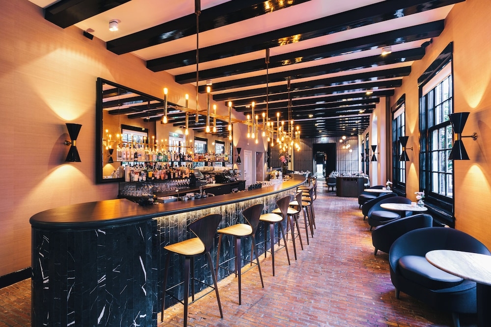 바(숙박 시설 내)