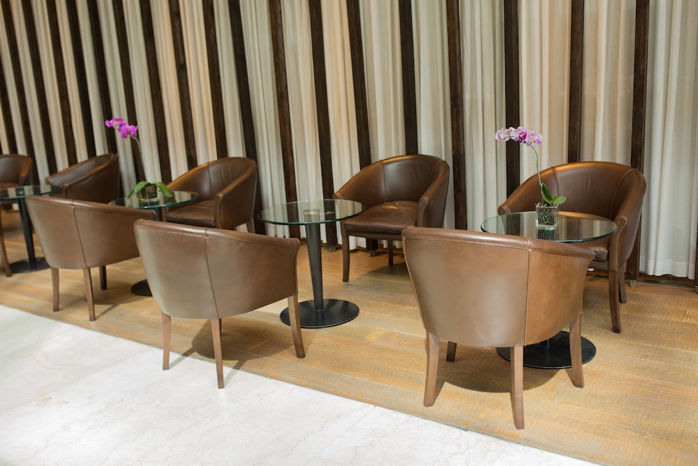 로비 좌석 공간